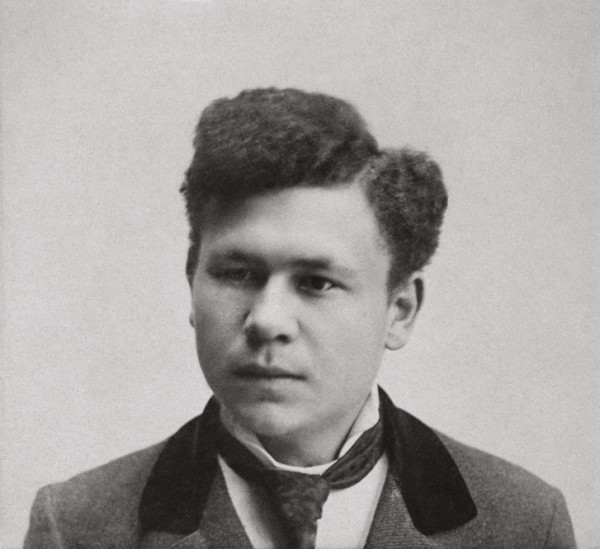 Ján Koniarek ako 20-ročný študent pred odchodom na štúdium do Budapešti v roku 1898