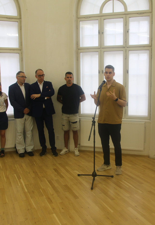 Mara Novak - mukbang, my dear